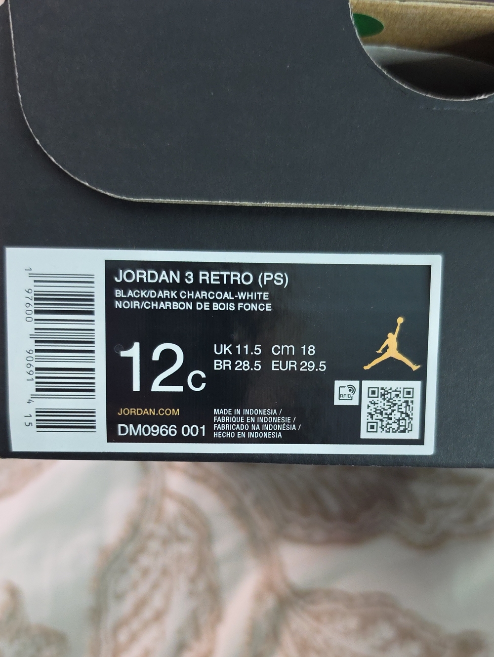 Little Kid's Air Jordan Retro 3s "Black Cat" | Size 12C - Picture 5 of 6